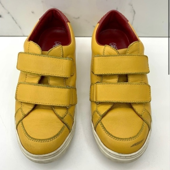 GUCCI YELLOW TAPE KIDS Sneakers (sz stamp 30) - Picture 2 of 16